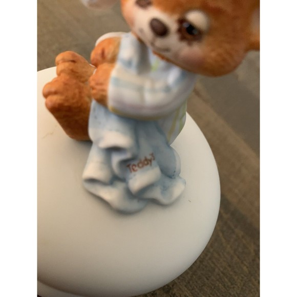 Teddy Beddy Bear Porcelain Round Trinket Jewelry Box with Cover 1982 Enesco - Picture 8 of 13